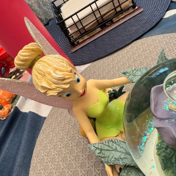Tinker Bell Snow Globe with Floral Base - Picture 3 of 5